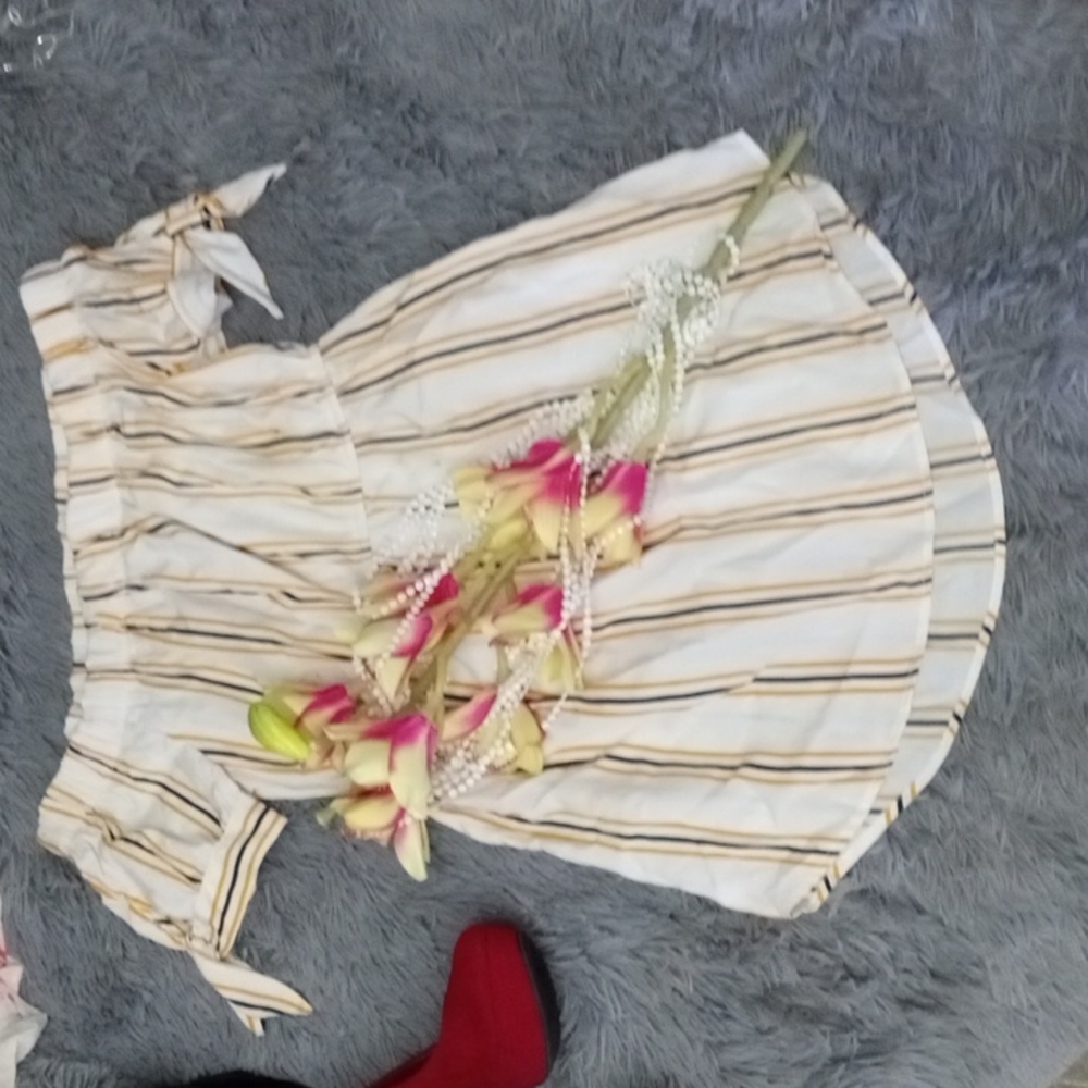 Mini dress